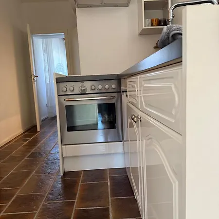 Monteur- Und 公寓 凯奇